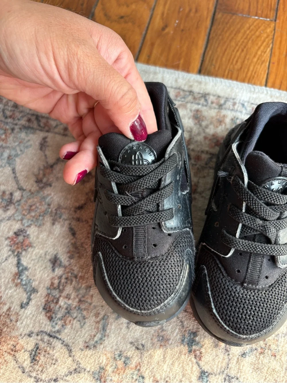 7c Nike Toddler Huarache Slip On All Black Sneakers